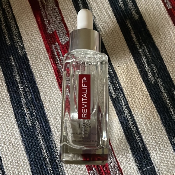 L’Oréal RevitaLift - Picture 2 of 3